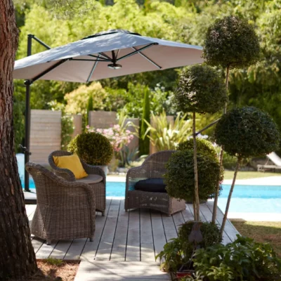 Espace détente avec terrasse bois